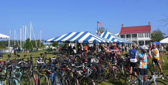 River Dunes NC Social Clubs