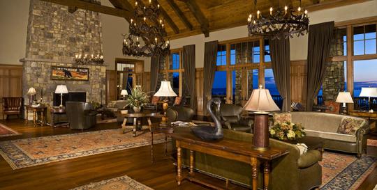 Currahee Clubhouse on Lake Hartwell