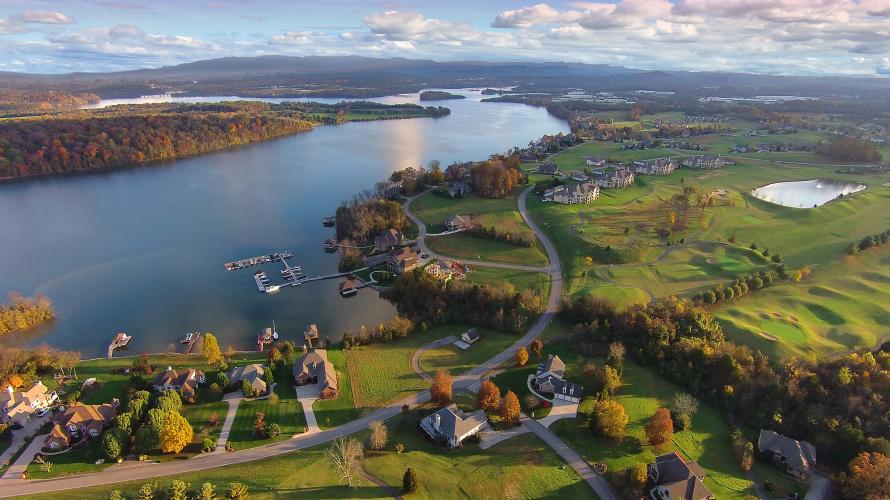 lakefront retirement communities