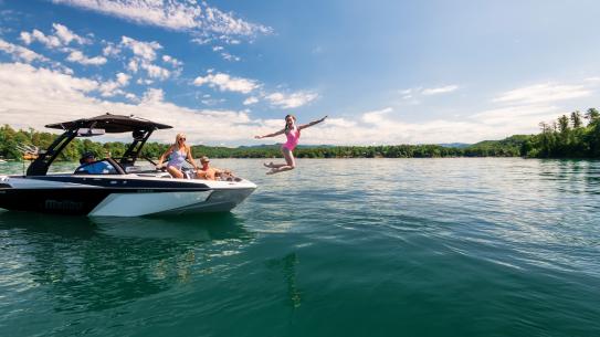 The Cliffs at Keowee Springs Boating